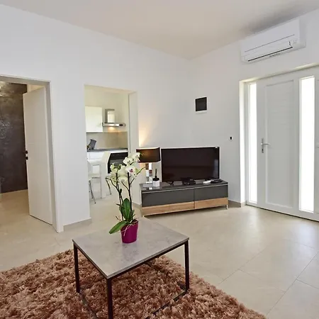 Apartman Melita Porec Exterior photo