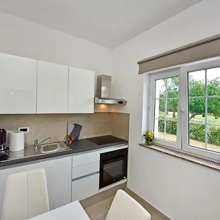 Apartman Melita Porec Exterior photo